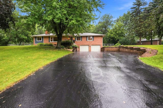 3600 Sunrise Drive E, Minnetonka, MN 55345