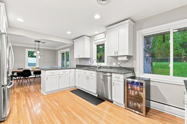 3600 Sunrise Drive E, Minnetonka, MN 55345