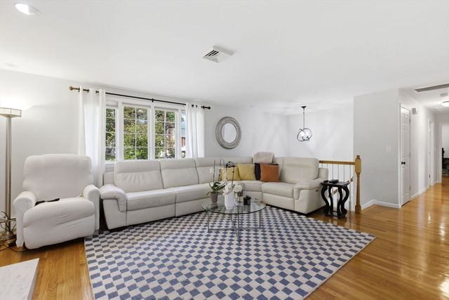 18 Harding St, Milford, MA 01757
