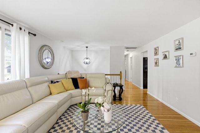 18 Harding St, Milford, MA 01757