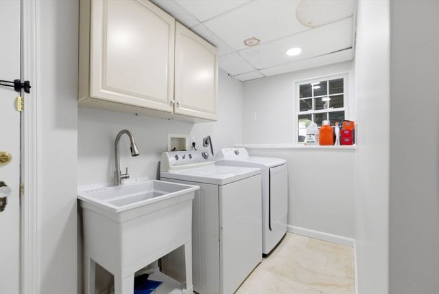 18 Harding St, Milford, MA 01757