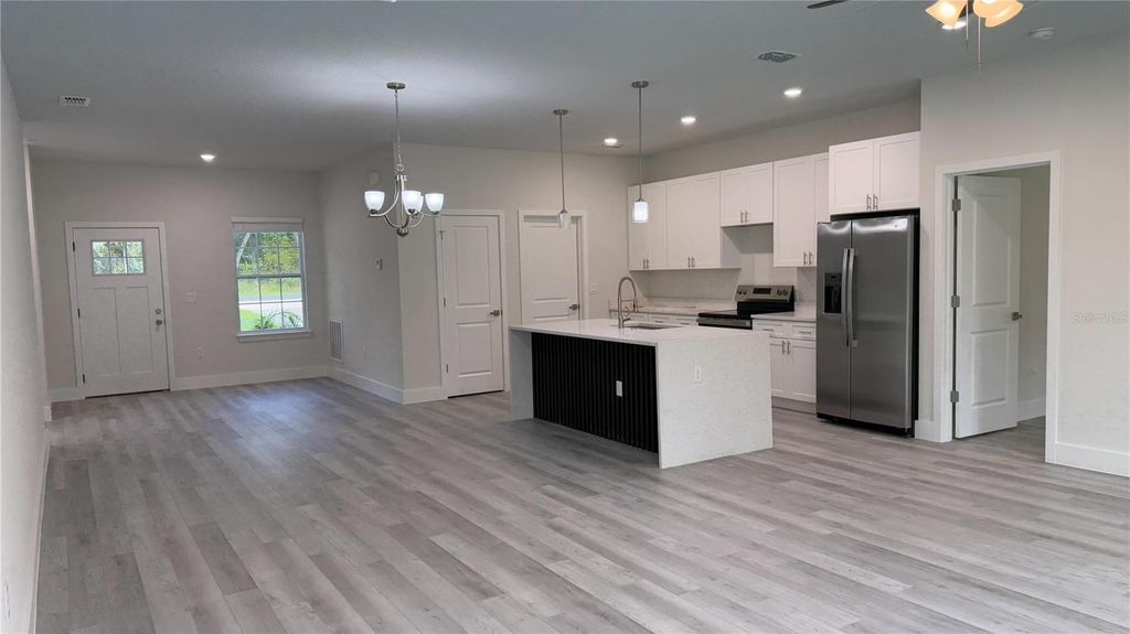 Image 3 of property listing at 6079 SW 150TH LANE, Ocala, FL 34473