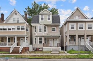 533 S Clinton St, East Orange City, NJ 07018