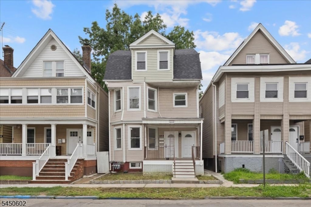 533 S Clinton St, East Orange City, NJ 07018 — exterior