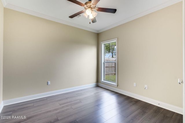 128 Rue Village Road, Maurice, LA 70555