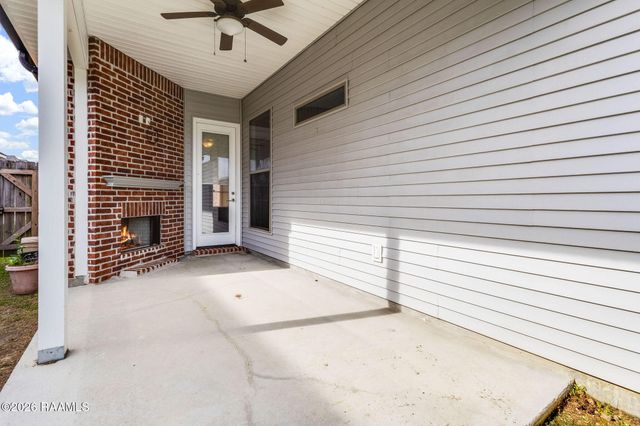 128 Rue Village Road, Maurice, LA 70555