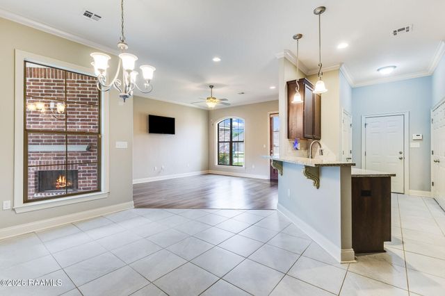 128 Rue Village Road, Maurice, LA 70555