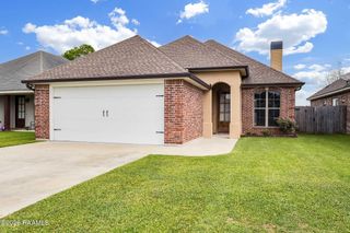 128 Rue Village Road, Maurice, LA 70555