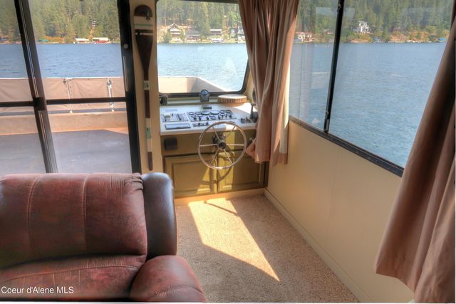 8303 W Shorecrest Rd., Coeur D'alene, ID 83814