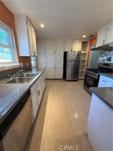 38648 21st, Palmdale, CA 93550