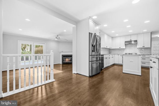 8 WYOMING CT, Bethesda, MD 20816