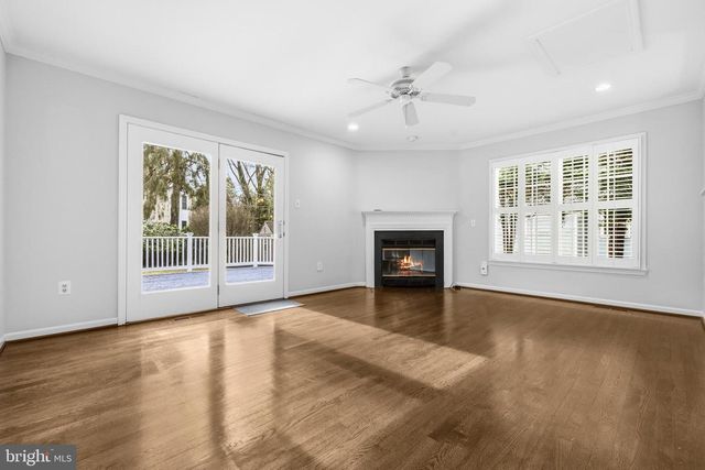 8 WYOMING CT, Bethesda, MD 20816