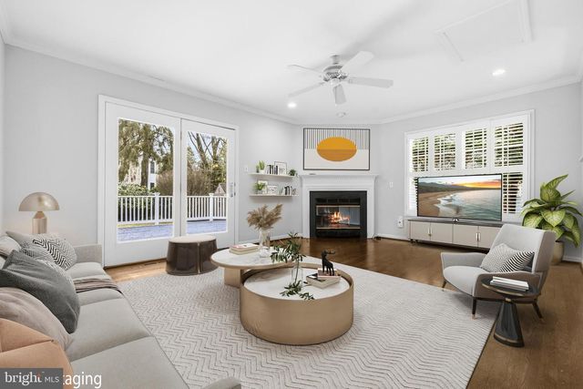 8 WYOMING CT, Bethesda, MD 20816