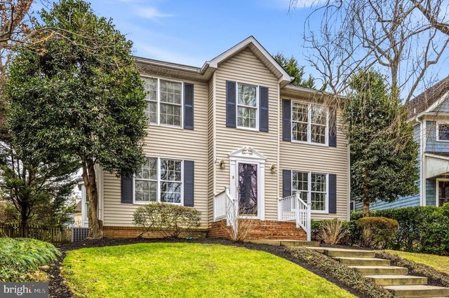 8 WYOMING CT, Bethesda, MD 20816