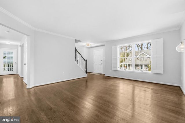 8 WYOMING CT, Bethesda, MD 20816