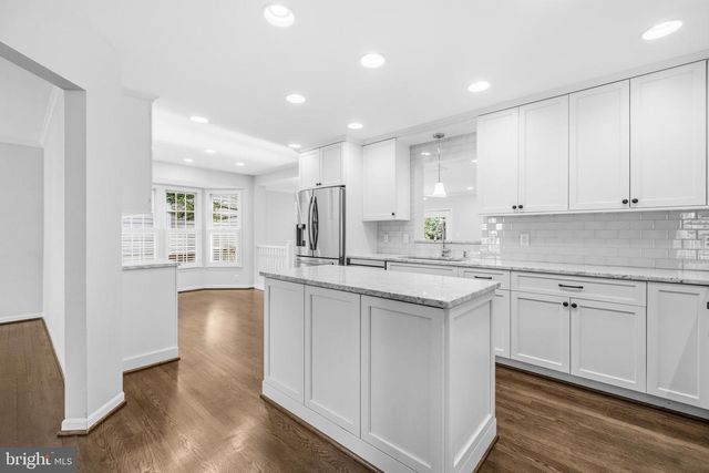 8 WYOMING CT, Bethesda, MD 20816