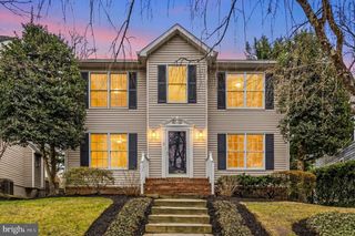 8 WYOMING CT, Bethesda, MD 20816