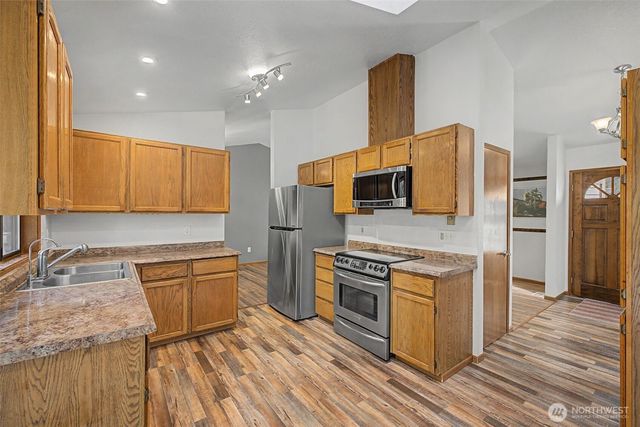 6509 182nd Street SW, Lynnwood, WA 98037