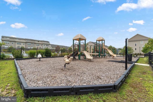 2716 FREDERICKSBURG RD, Hanover, MD 21076