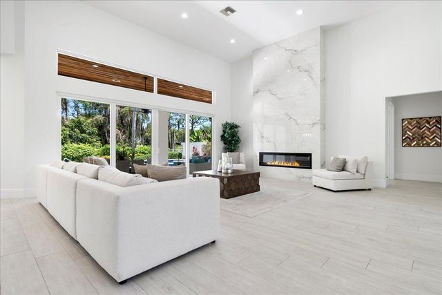 2313 Golf Brook Drive, Wellington, FL 33414
