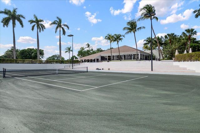 2313 Golf Brook Drive, Wellington, FL 33414