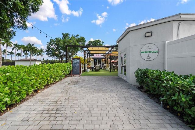 2313 Golf Brook Drive, Wellington, FL 33414