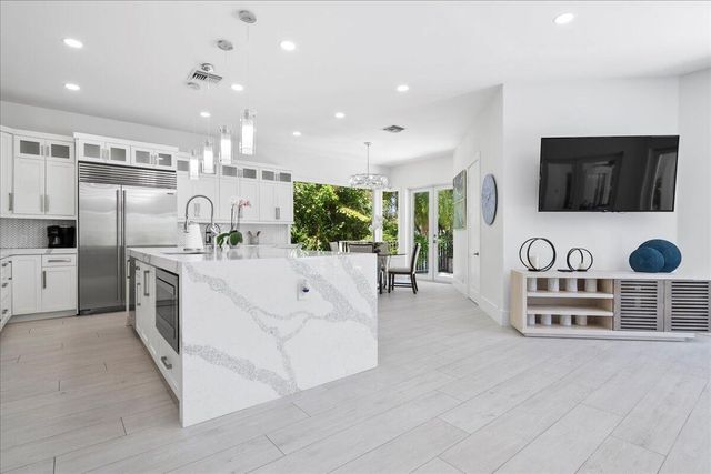 2313 Golf Brook Drive, Wellington, FL 33414