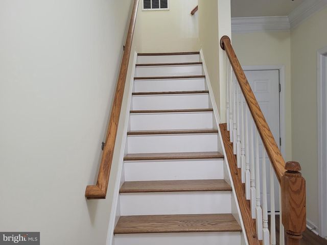 42604 PINE FOREST DR, Chantilly, VA 20152