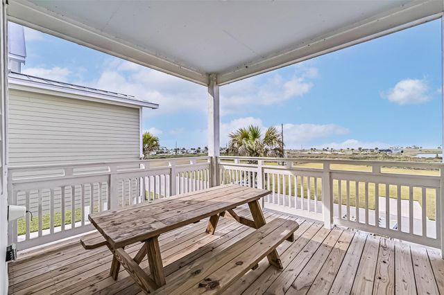 23500 San Luis Pass Road 14, Galveston, TX 77554