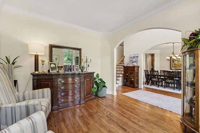 1109 Grogans Mill, Cary, NC 27519