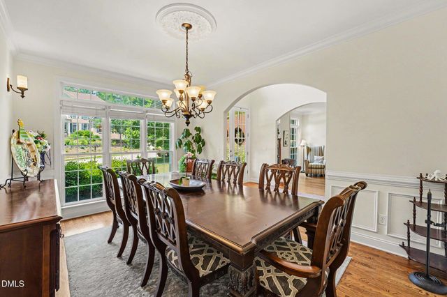 1109 Grogans Mill, Cary, NC 27519