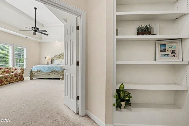 1109 Grogans Mill, Cary, NC 27519