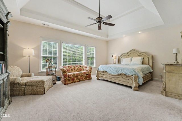 1109 Grogans Mill, Cary, NC 27519