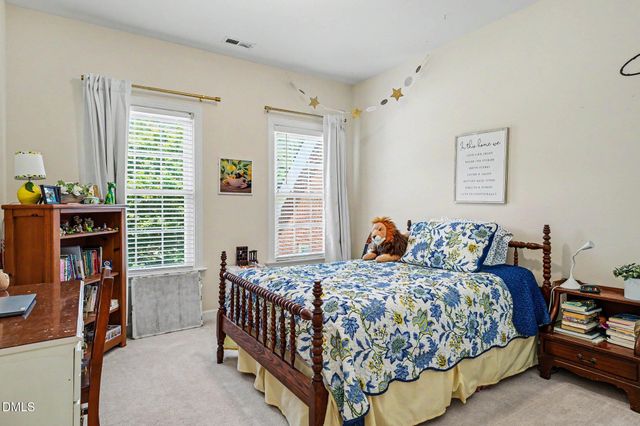 1109 Grogans Mill, Cary, NC 27519