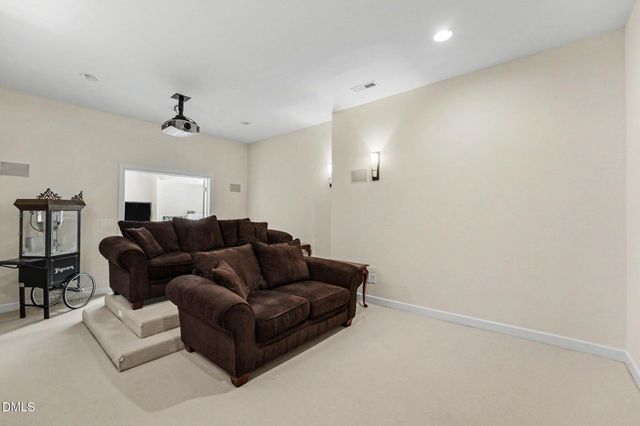 1109 Grogans Mill, Cary, NC 27519