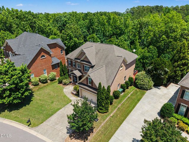 1109 Grogans Mill, Cary, NC 27519