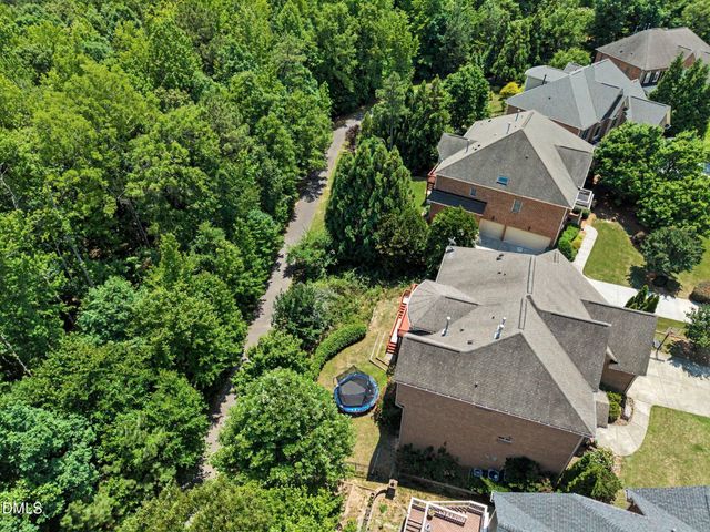 1109 Grogans Mill, Cary, NC 27519