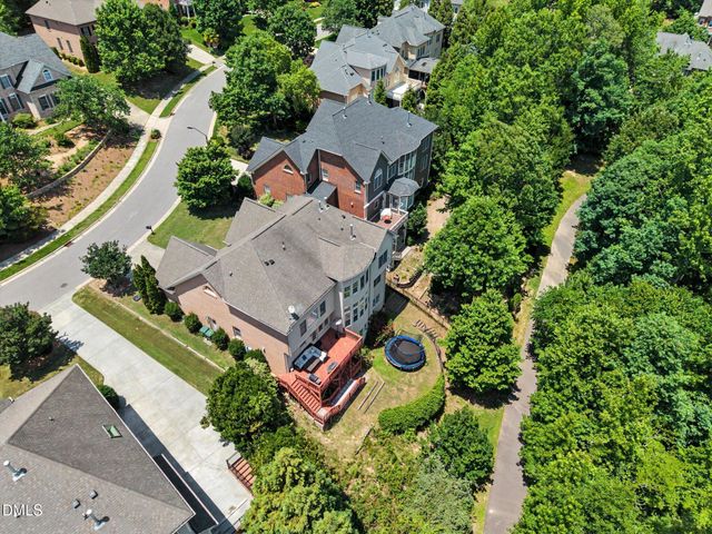 1109 Grogans Mill, Cary, NC 27519