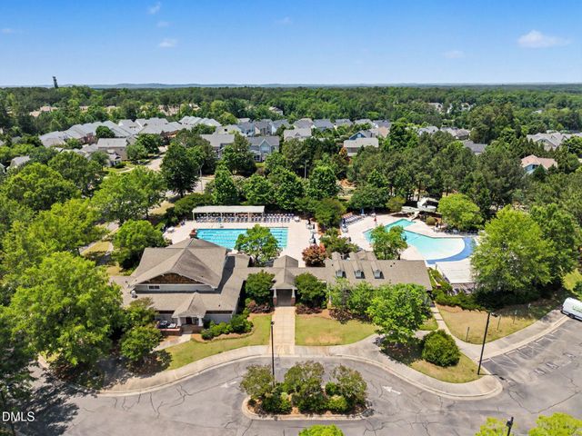 1109 Grogans Mill, Cary, NC 27519