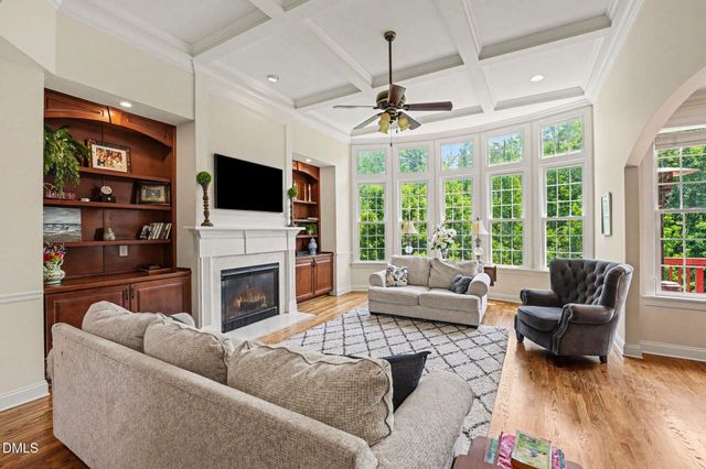 1109 Grogans Mill, Cary, NC 27519