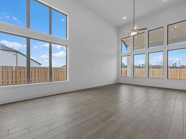 2410 Verano Street, Montgomery, TX 77316