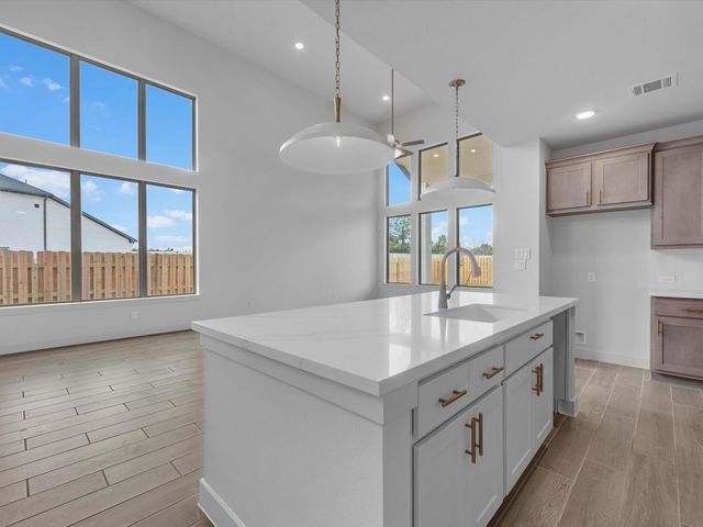 2410 Verano Street, Montgomery, TX 77316