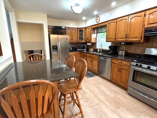 508 Willow Lane, Beecher, IL 60401