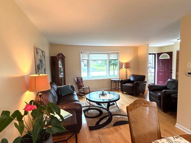 508 Willow Lane, Beecher, IL 60401