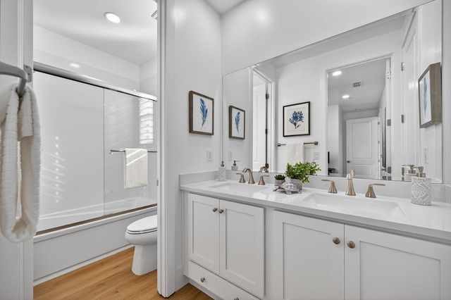 14873 Auburn Summit Dr, Folsom, CA 95630