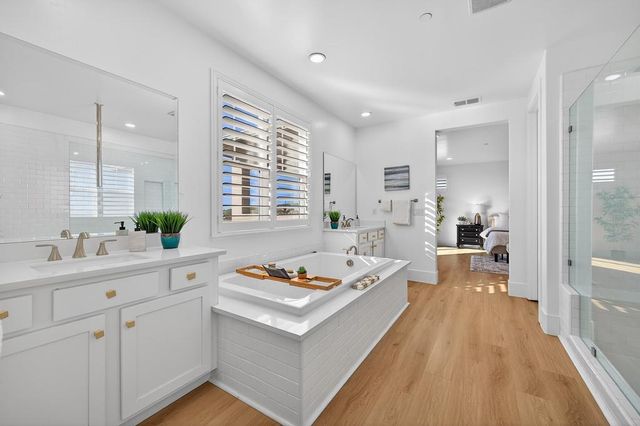 14873 Auburn Summit Dr, Folsom, CA 95630