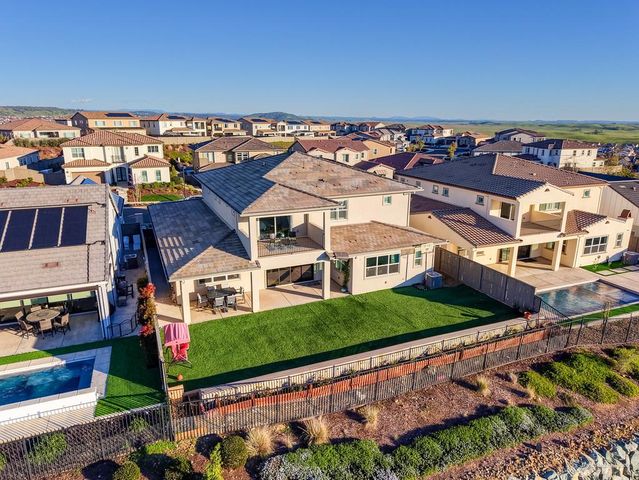 14873 Auburn Summit Dr, Folsom, CA 95630