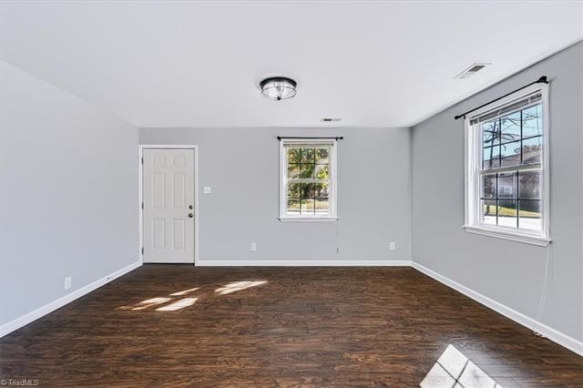1001 Grayland Street, Greensboro, NC 27408