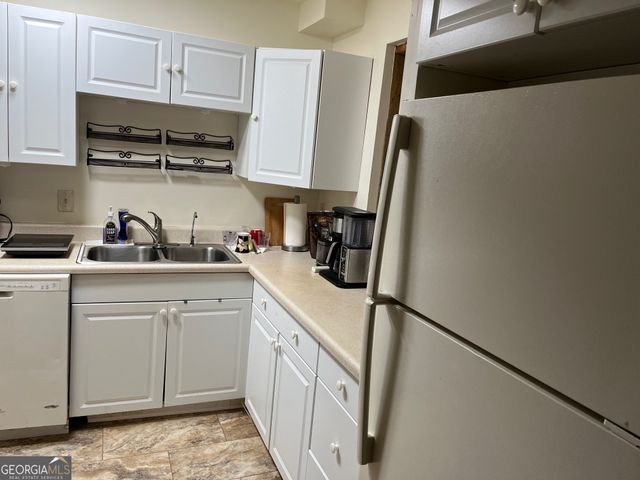 239 Shakespeare Drive, Clayton, GA 30525