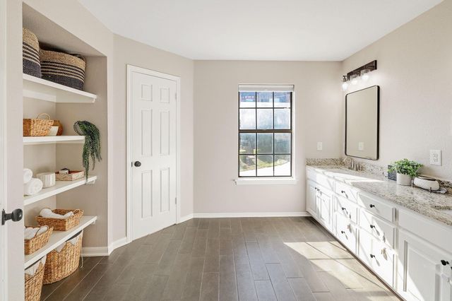 21302 High DR, Lago Vista, TX 78645